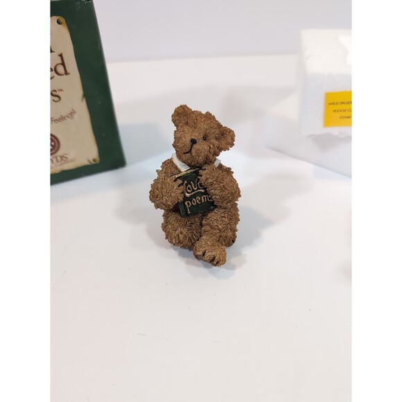 Boyds Bears DANIEL T BEAR Christmas Holiday  Valentines Resin #229007 Love Poems - Picture 1 of 9